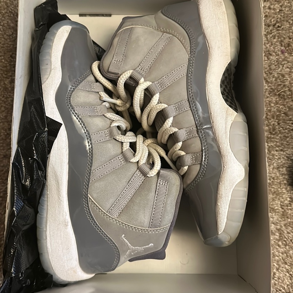 Grade school 4 1/2 Jordan 11 retro “Cool Grey”